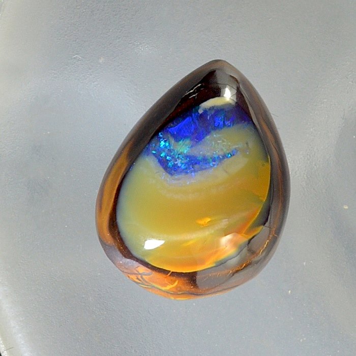 Yowah Opal by Stones in Motion